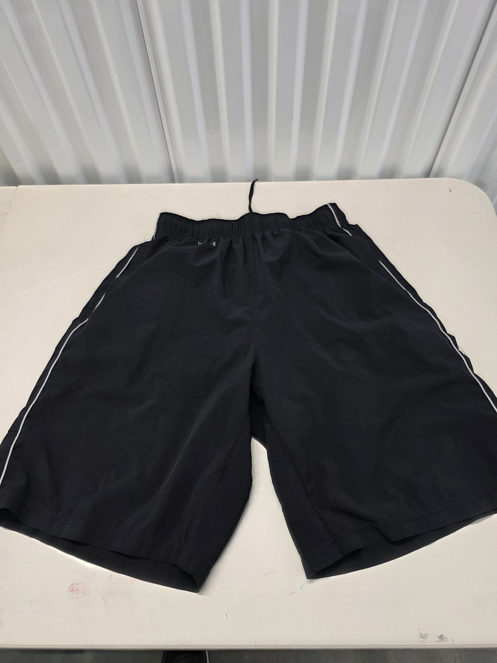 Easton Athletic Shorts Large Letters Men's Size 30x10.5